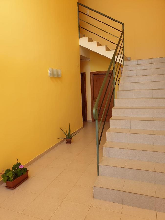 Hostal Brin Monreal del Campo Kültér fotó